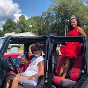 Meet your Posher, Lacey